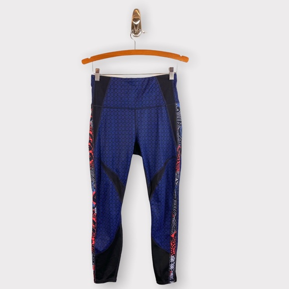 Athleta Lotus Precision 7/8 Tights - Picture 4 of 9